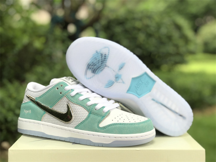 April Skateboards x Dunk SB Low