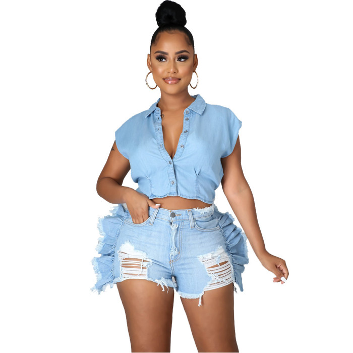 Fashion stitching holed stretch denim shorts