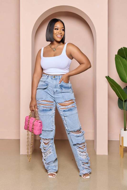Fashionable loose fitting high waisted wide leg torn jeans