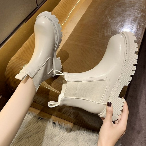 2021 New Chunky Boots Fashion Platform Women Ankle Female Sole Pouch Ankle Botas Mujer Round Toe Slip-On Botas Altas Mujer Shoes