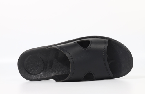 Anti static Pu thickened wear-resistant anti slip soft sole black dust-free two hole slippers