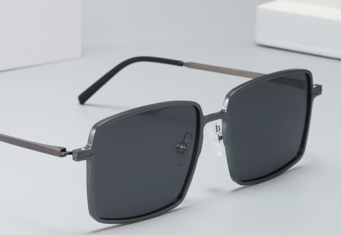 Men's Retro polarized square Sunglasses myopia driving Sunglasses men's anti ultraviolet glare