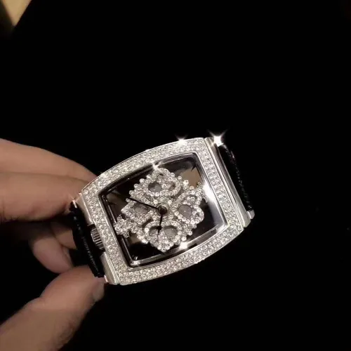 High Quality Fashion Square Women Watches With Rhinestone Spinning Diamond Face Ladies Watch Quartz Fashion Watch Women MBT004