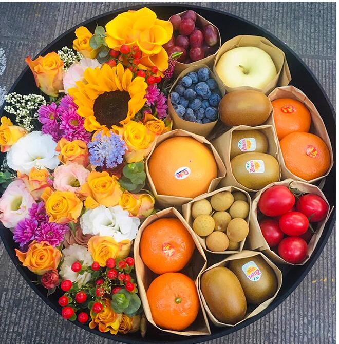 The local town delivery Fruit basket