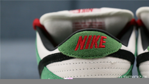 Nike SB Dunk Low Heineken 2020