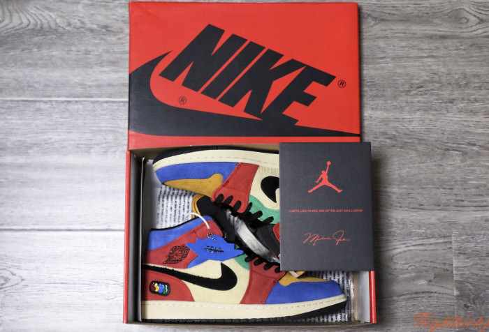 Jordan 1 Mid SE Fearless Blue the Great