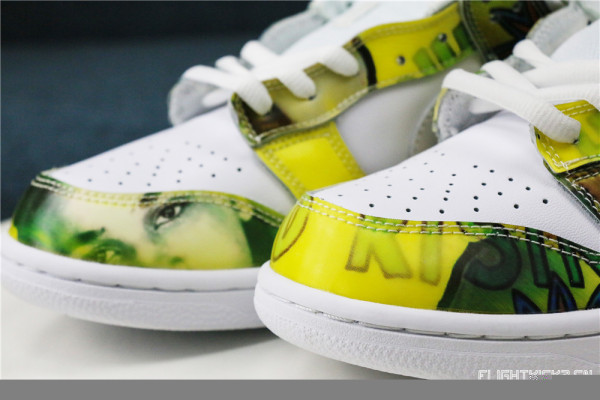 Nike Dunk SB Low De La Soul 2005