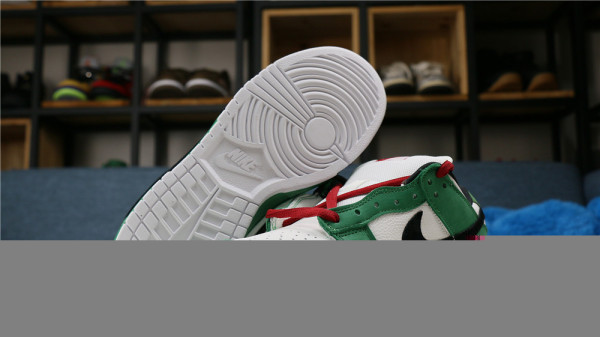 Nike SB Dunk Low Heineken 2020