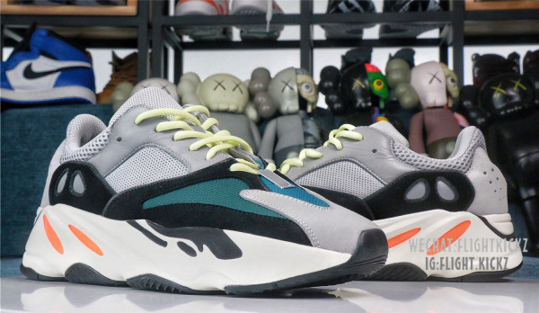 Adidas Yeezy 700 Boost  Wave Runner  Solid Grey