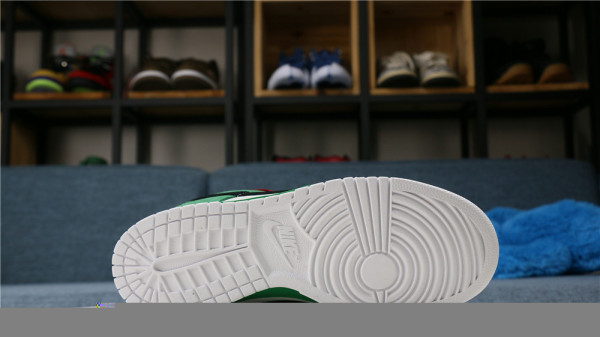 Nike SB Dunk Low Heineken 2020