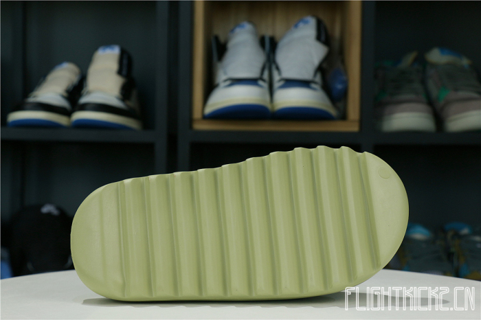 Kanye West Yeezy Slide Resin 2021（GZ5551绿）(LN5 A1 Batch)