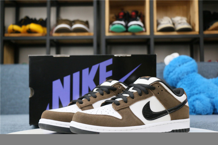 Nike SB Dunk Low White Black Trail End Brown