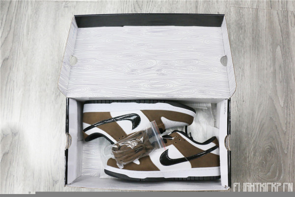 Nike SB Dunk Low White Black Trail End Brown