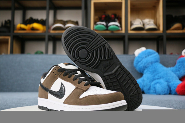 Nike SB Dunk Low White Black Trail End Brown