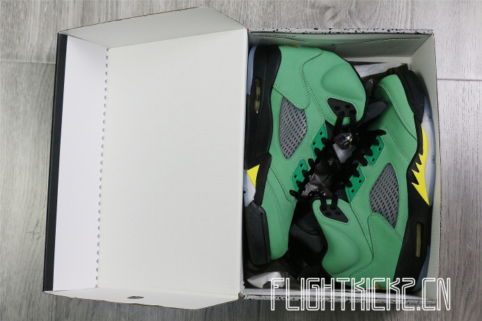 Air Jordan 5 Retro Oregon Ducks