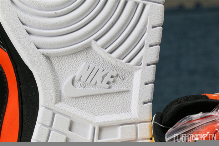 Nike SB Dunk Low Raygun Black 2005
