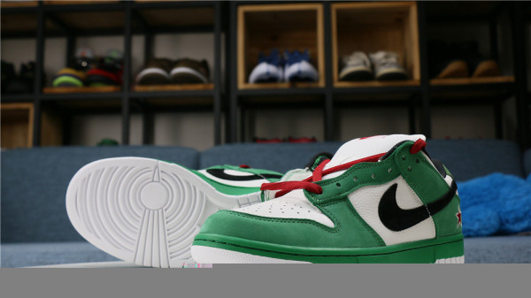 Nike SB Dunk Low Heineken 2020