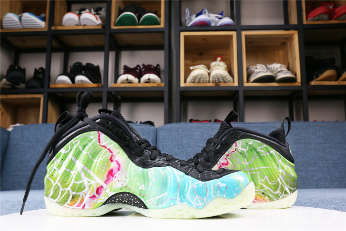 Nike Air Foamposite One Beijing Planet Hoops 2020