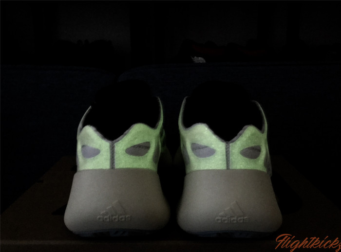 Adidas Yeezy 700 v3 Grey Azael 2019(Glow)