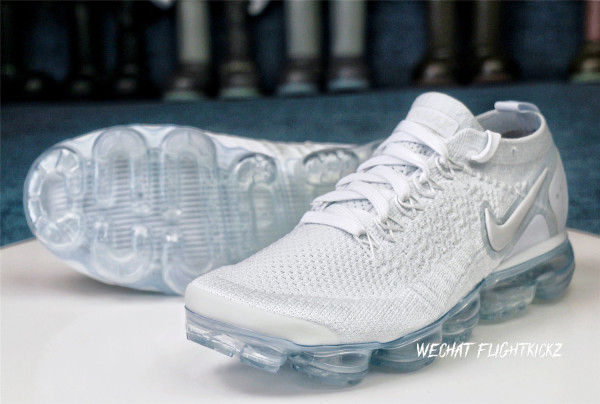 Nike Air VaporMax Flyknit Pure Platinum Grey