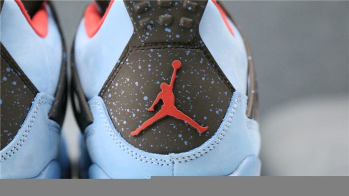 Travis Scott x Air Jordan 4  ( A1)