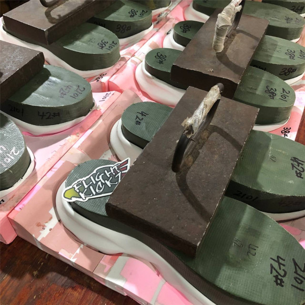 Kanye West Yeezy Slide Bone 2019（FW6345骨白）( A1)