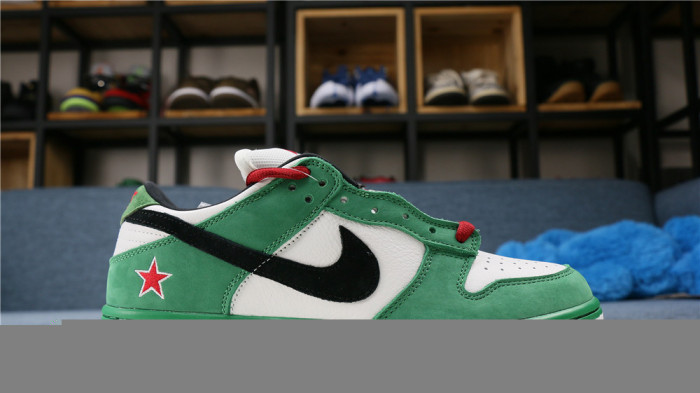 Nike SB Dunk Low Heineken 2020