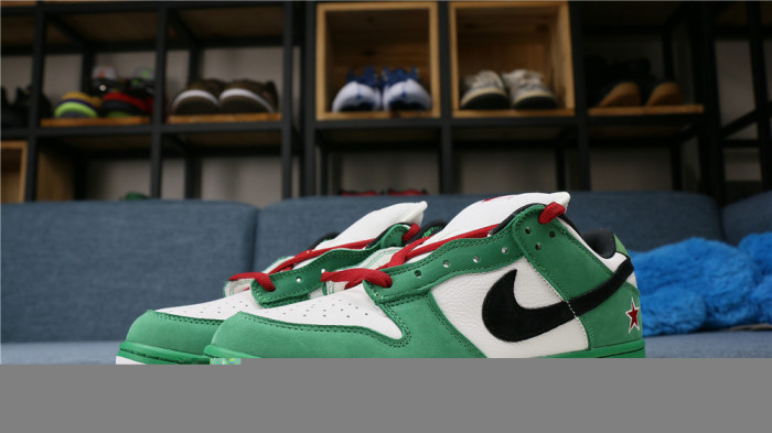 Nike SB Dunk Low Heineken 2020