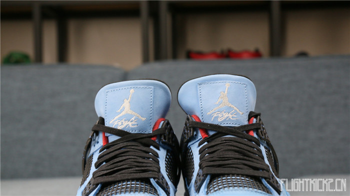 Travis Scott x Air Jordan 4  ( A1)