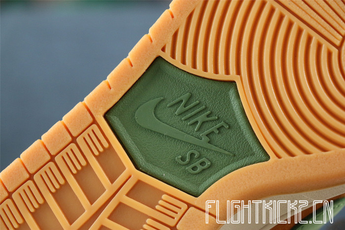 Nike SB Dunk Low Safari 2020