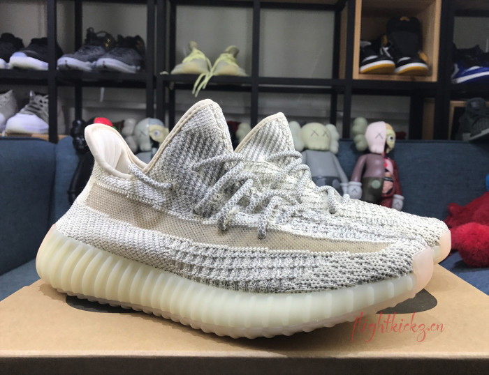 Yeezy Boost 350 V2  Bred (LN5 A2)
