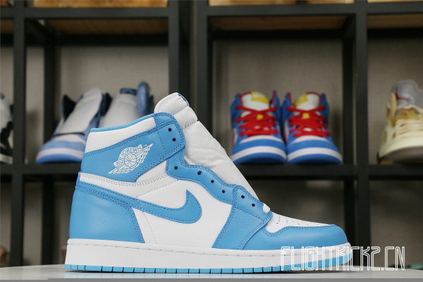 Air Jordan 1 Retro High OG UNC 2015
