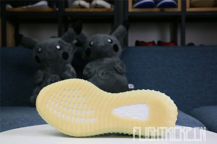 2020 Yeezy 350 V2  Yeshaya  None Reflective ( A1)