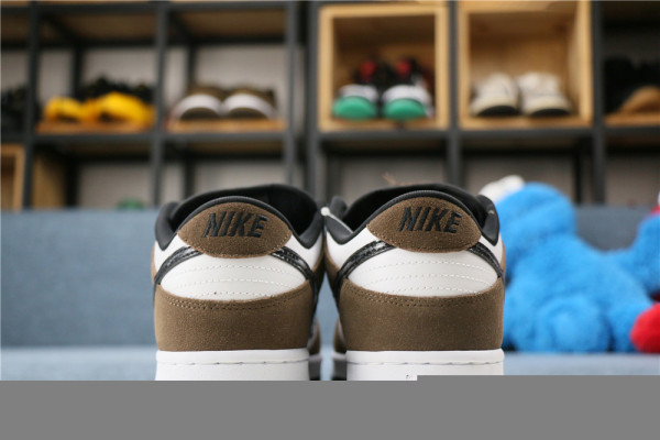 Nike SB Dunk Low White Black Trail End Brown