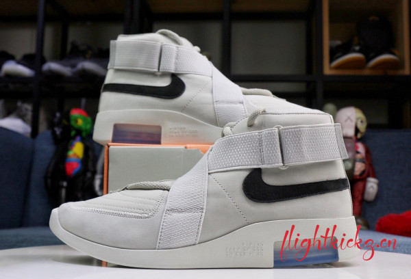 Nike Air/Fear Of God 1  Air Raid  Light Bone