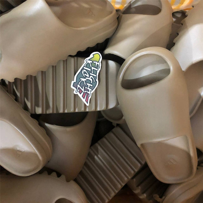 Yeezy Slides Core 2021（GW5350棕色）（A1 Batch）
