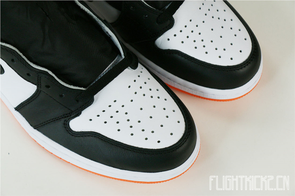 Air Jordan 1  Black Toe Shattered Backboard  2021