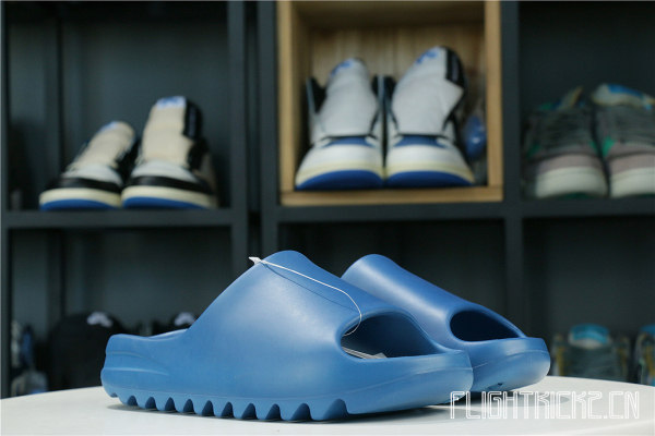 Kanye West Yeezy Slide Enfora(LN5 A1 Batch)