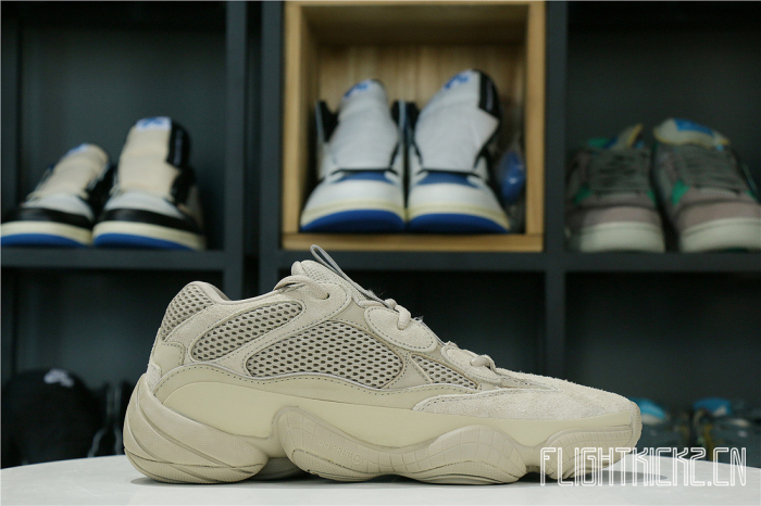 Yeezy Desert Rat 500  Taupe Light   2021