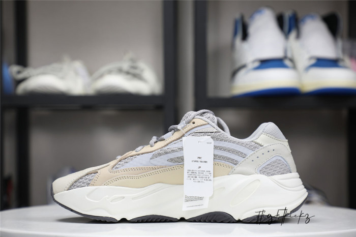Yeezy Boost 700 V2 Cream 2021