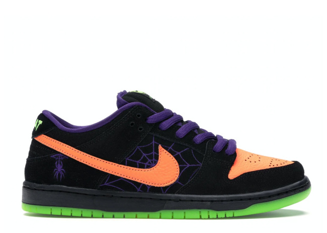 Nike SB Dunk Low Night of Mischief Halloween