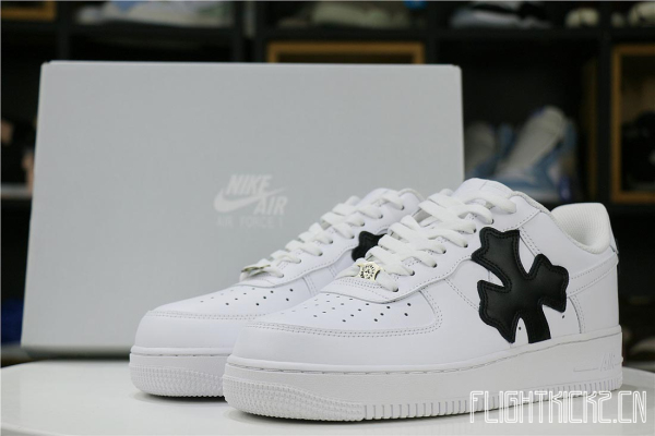 Nike Air Force 1 x Chrome