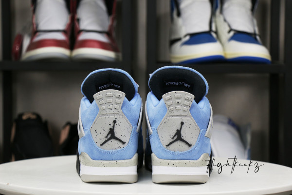 Jordan 4 Retro Universtity Blue 2021（A1）
