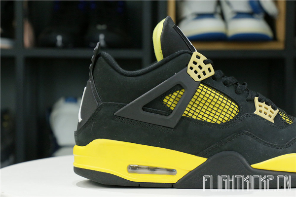 Jordan 4 Retro Thunder 2012