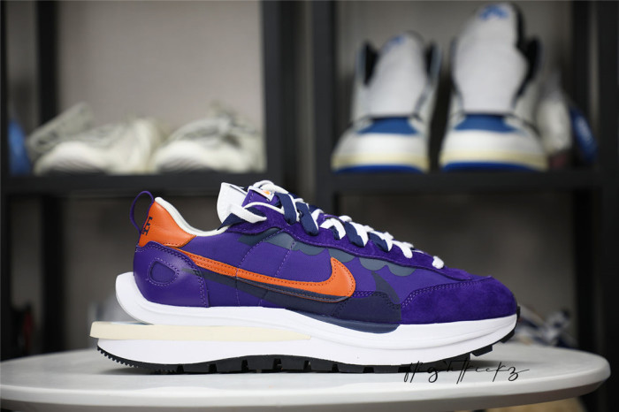 Nike Vaporwaffle sacai Dark Iris 2021 （A1）