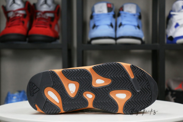 Yeezy Boost 700 Sun 2021