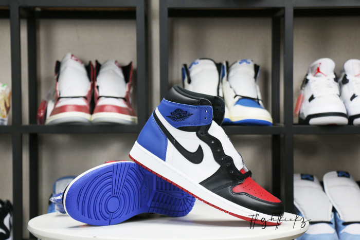Air Jordan 1 Retro High OG  Top 3  2016