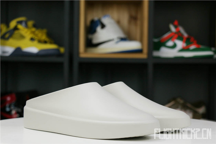 Fear of God The California Slip-On Cement
