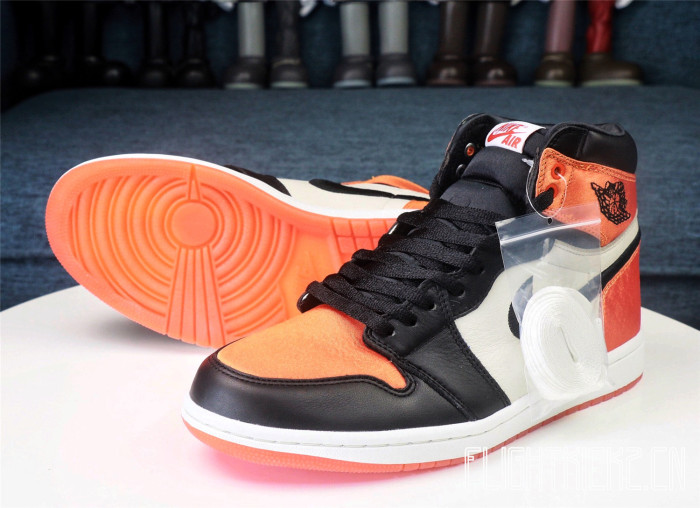 Air Jordan 1  Satin Shattered Backboard  2018