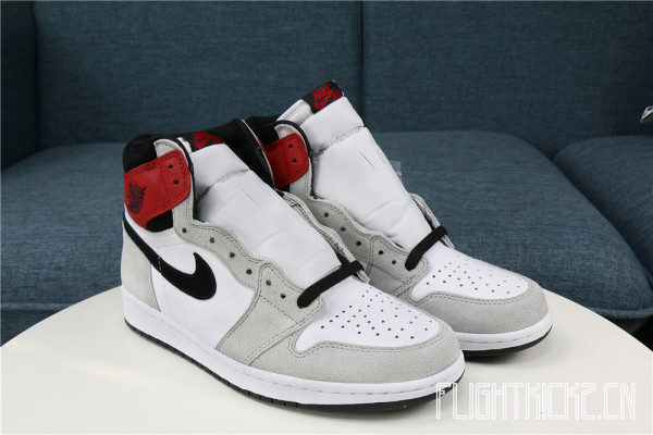 Air Jordan 1 Retro  Light Grey Smoke  2020
